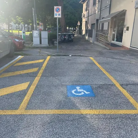 Le Peonie Vicino Al Mare Ravenne